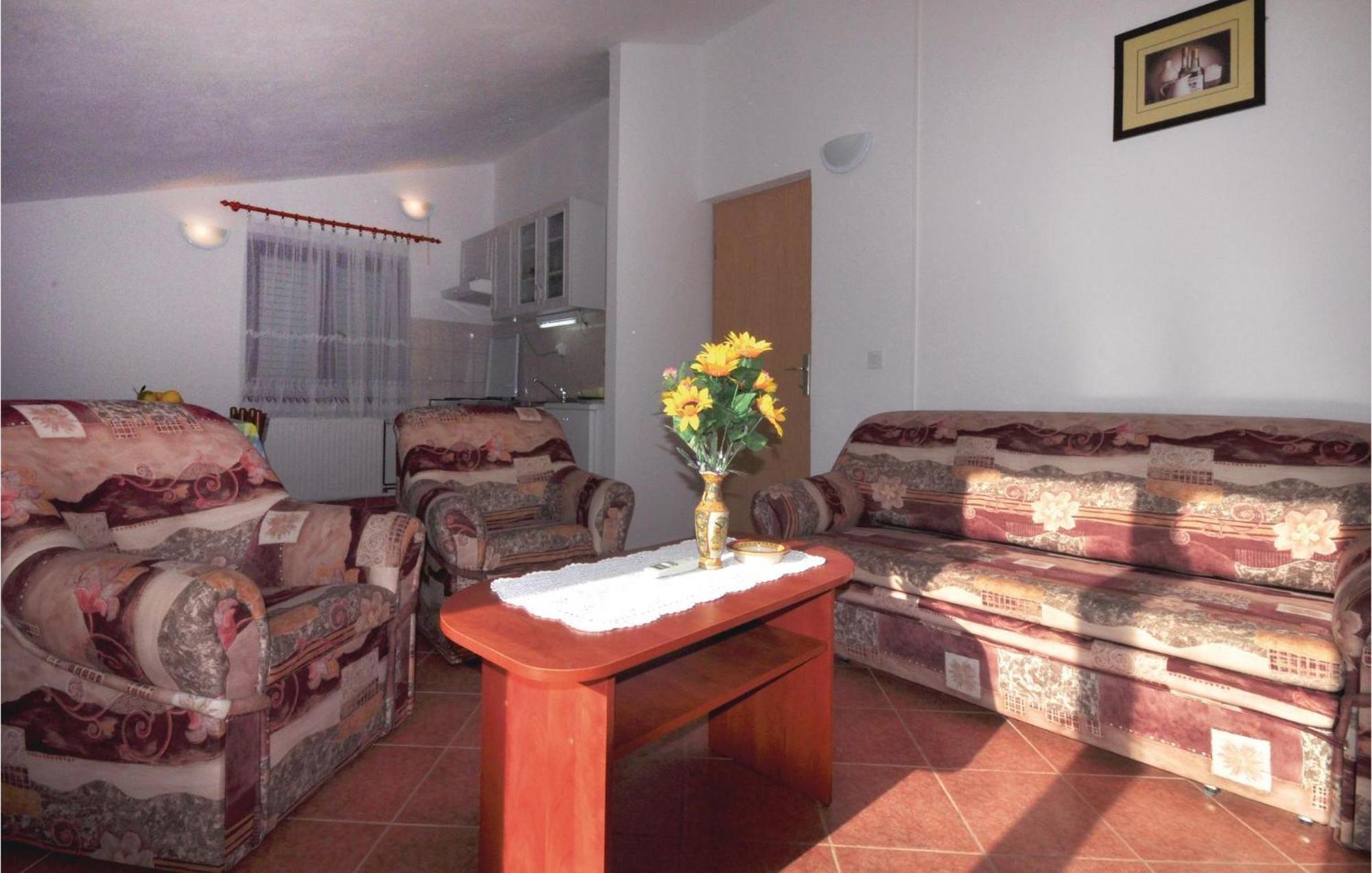 Amazing Apartment In Trogir With Kitchen Zewnętrze zdjęcie